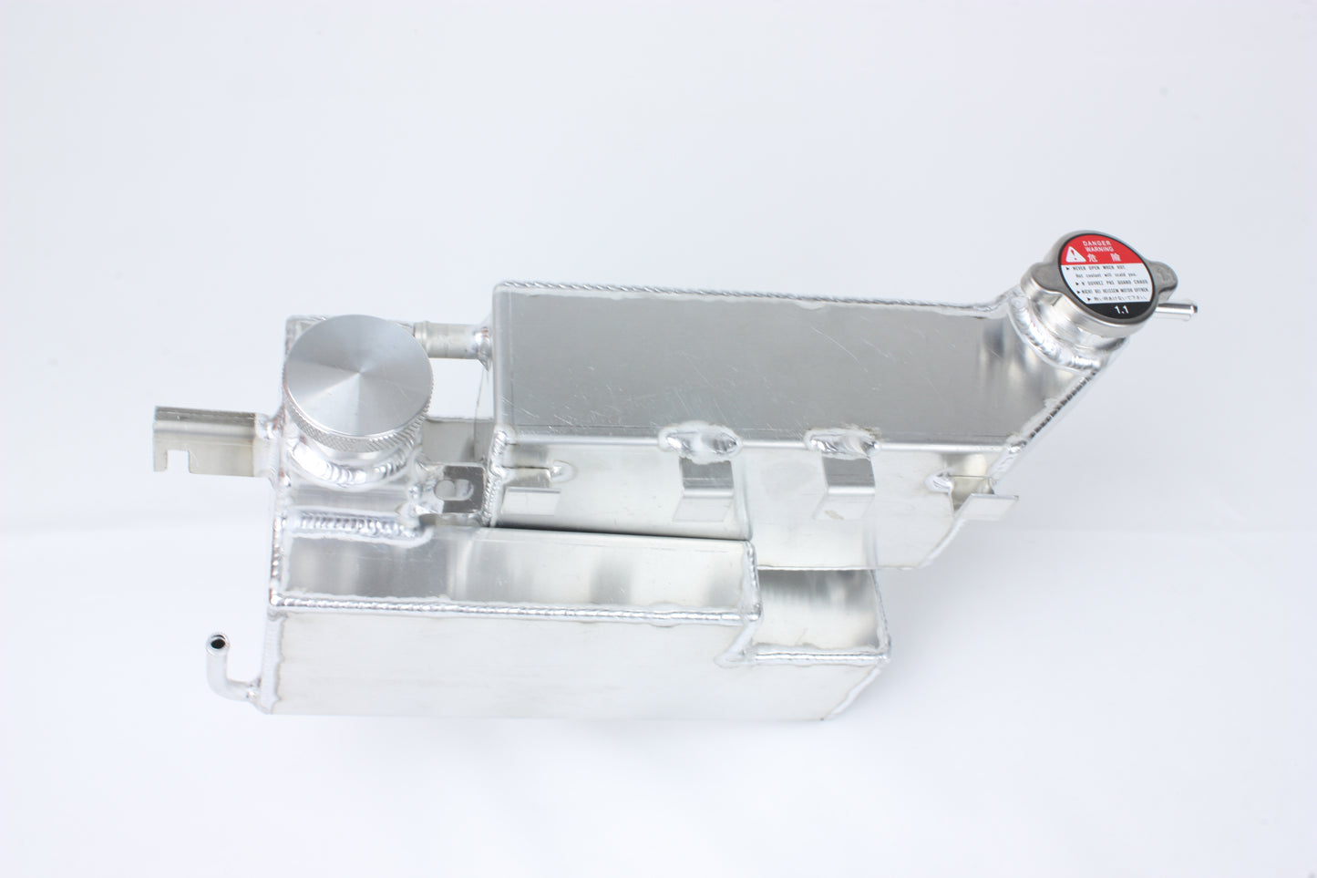 For Nissan GU Patrol Y61 ZD30 TD42T Overflow Expansion Tank